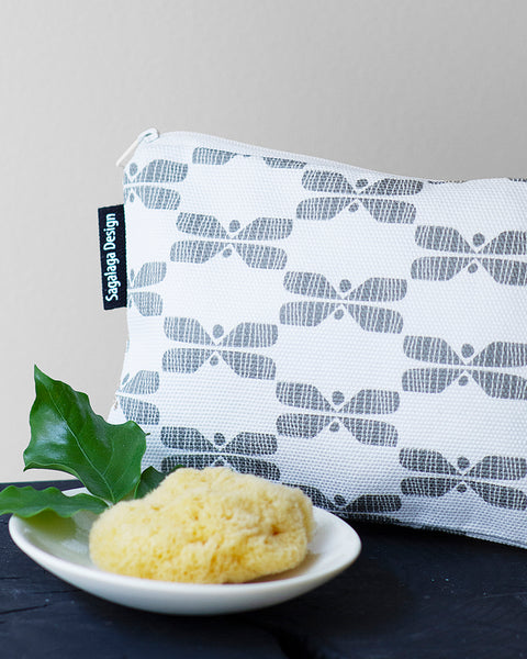 Pouch, PERHONEN