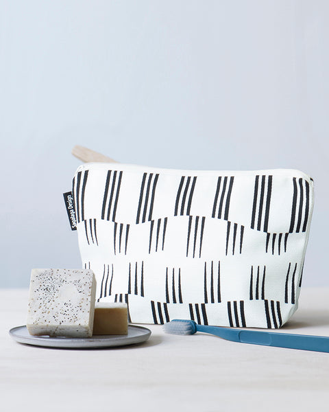 Cosmetic bag, REVONTULI